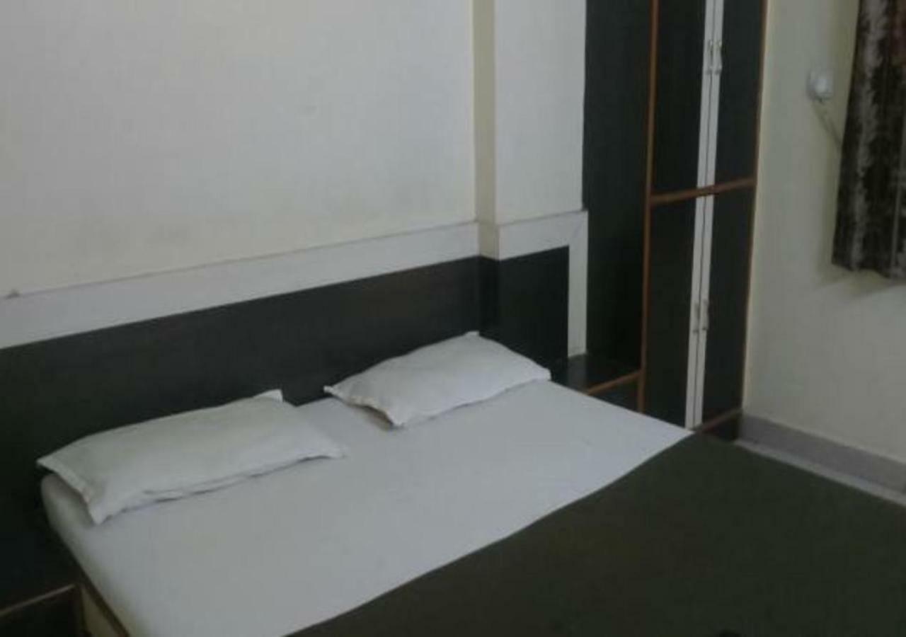 Hotel Sai Ganesh 쉬르디 외부 사진
